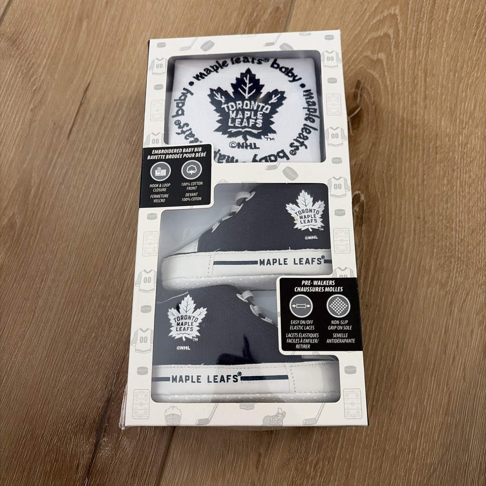 NHL Hockey Baby Toronto‎ Maple Leafs Gift Set – Bib and Shoes Baby Boy Girl